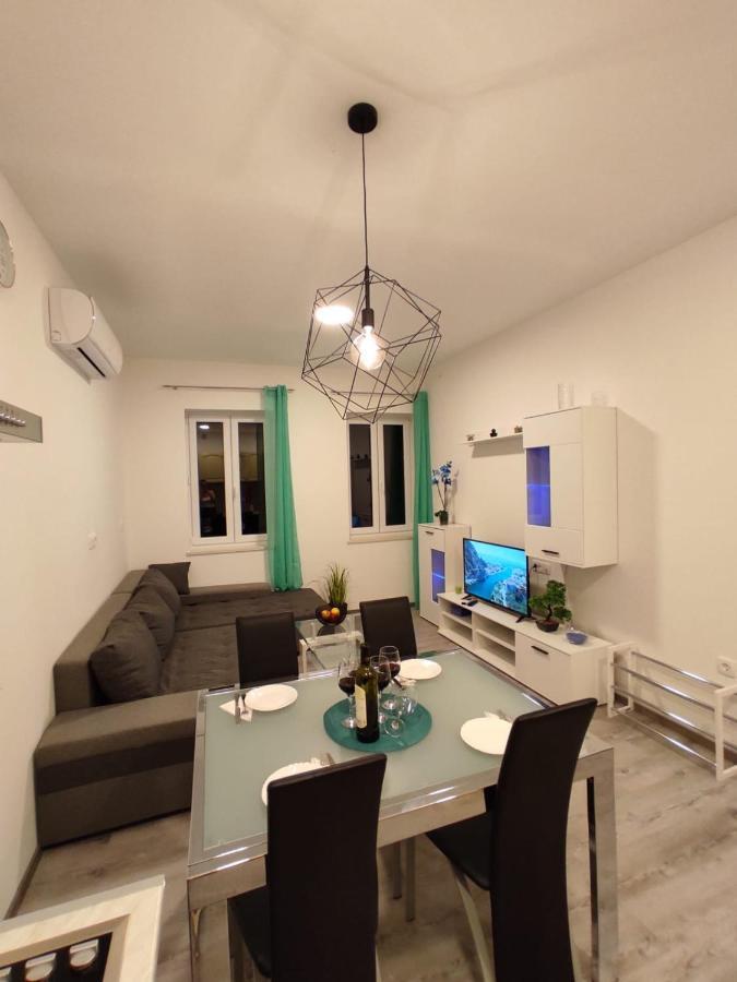 אומיס Apartment Ravnice מראה חיצוני תמונה