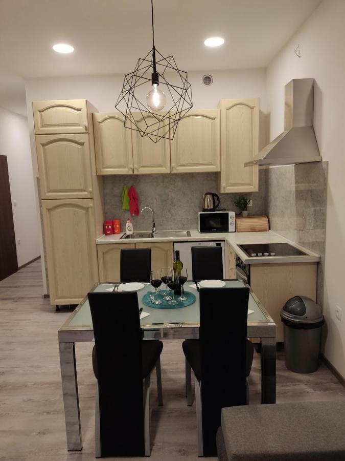 אומיס Apartment Ravnice מראה חיצוני תמונה